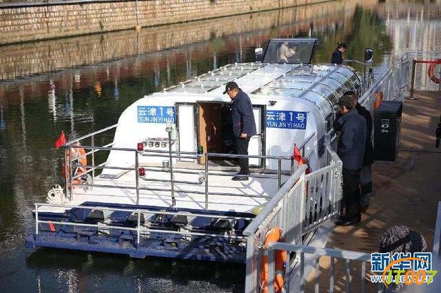 昆明：盘龙江恢复通航 市民可乘船游江-1.jpg