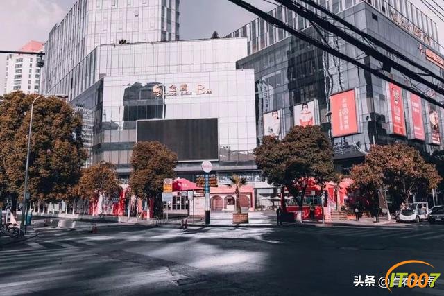昆明年年都要经历“空城期”，但是今年再没人说“清净点才好”了-7.jpg