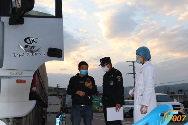 老骥伏枥 志在千里——那些坚守在抗疫一线的老民警们-9.jpg