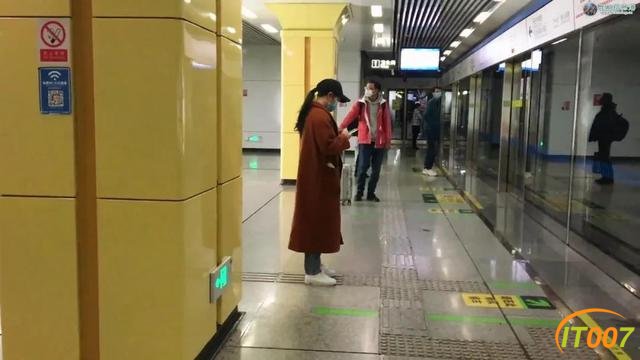 今天昆明部分地铁、公交恢复啦！记者实地探访-7.jpg