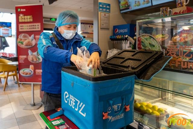 昆明2000多家烟火小店复工，火锅开外卖日均200单-3.jpg