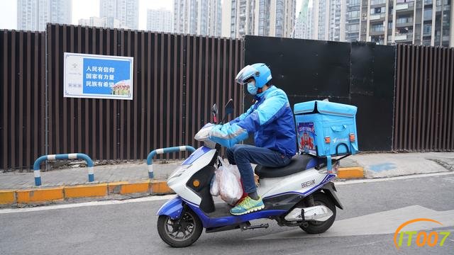 昆明2000多家烟火小店复工，火锅开外卖日均200单-5.jpg