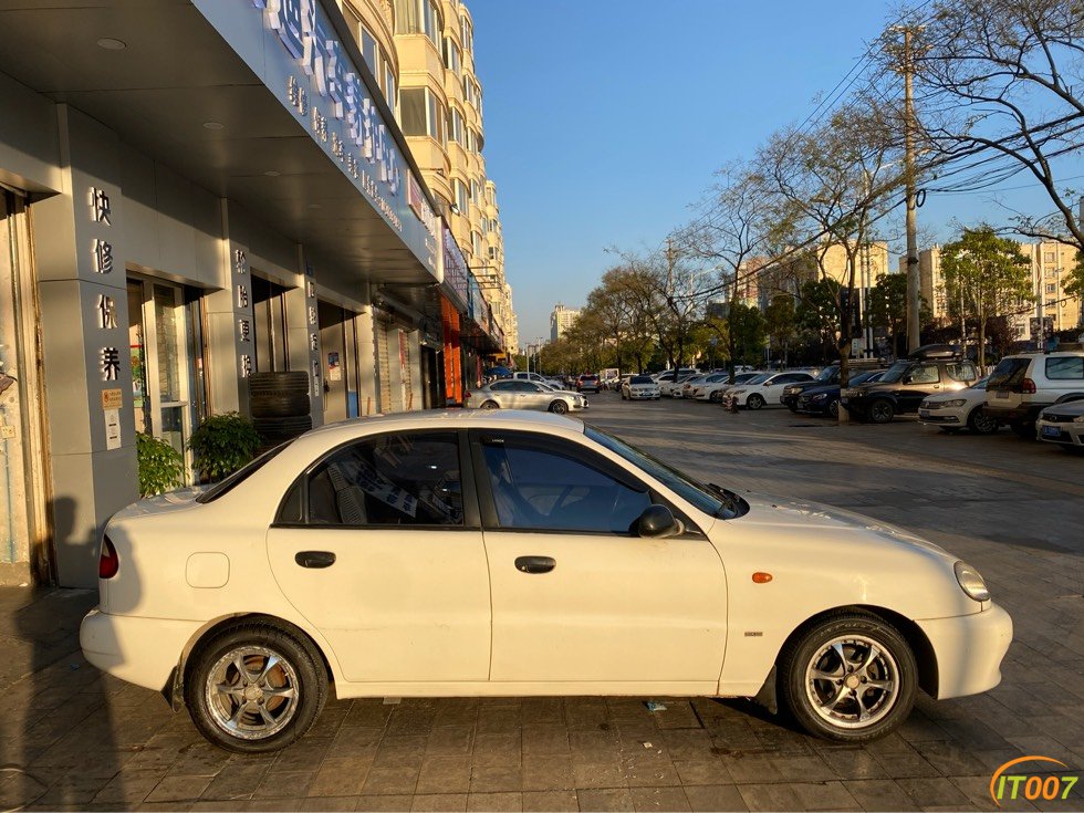 104058boauoawzhzlazelo.jpg