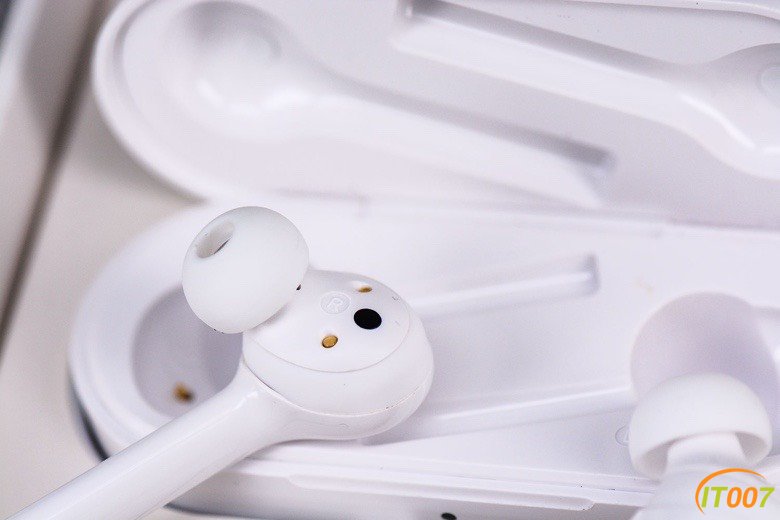 手机通讯华为freebuds蓝牙耳机