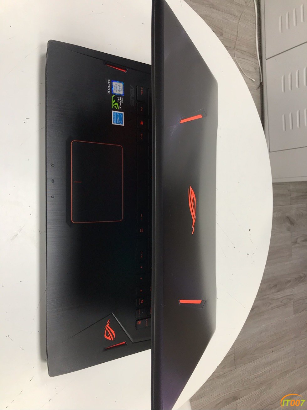 华硕玩家国度败家之眼gl702v