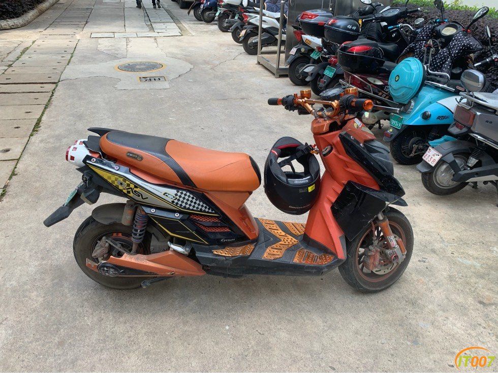 汽车交通1999出辆巨龙ttx电动车72v20a