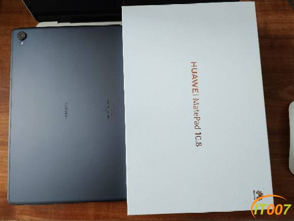 115425g0rd0dd6ccad5aq0.jpg
