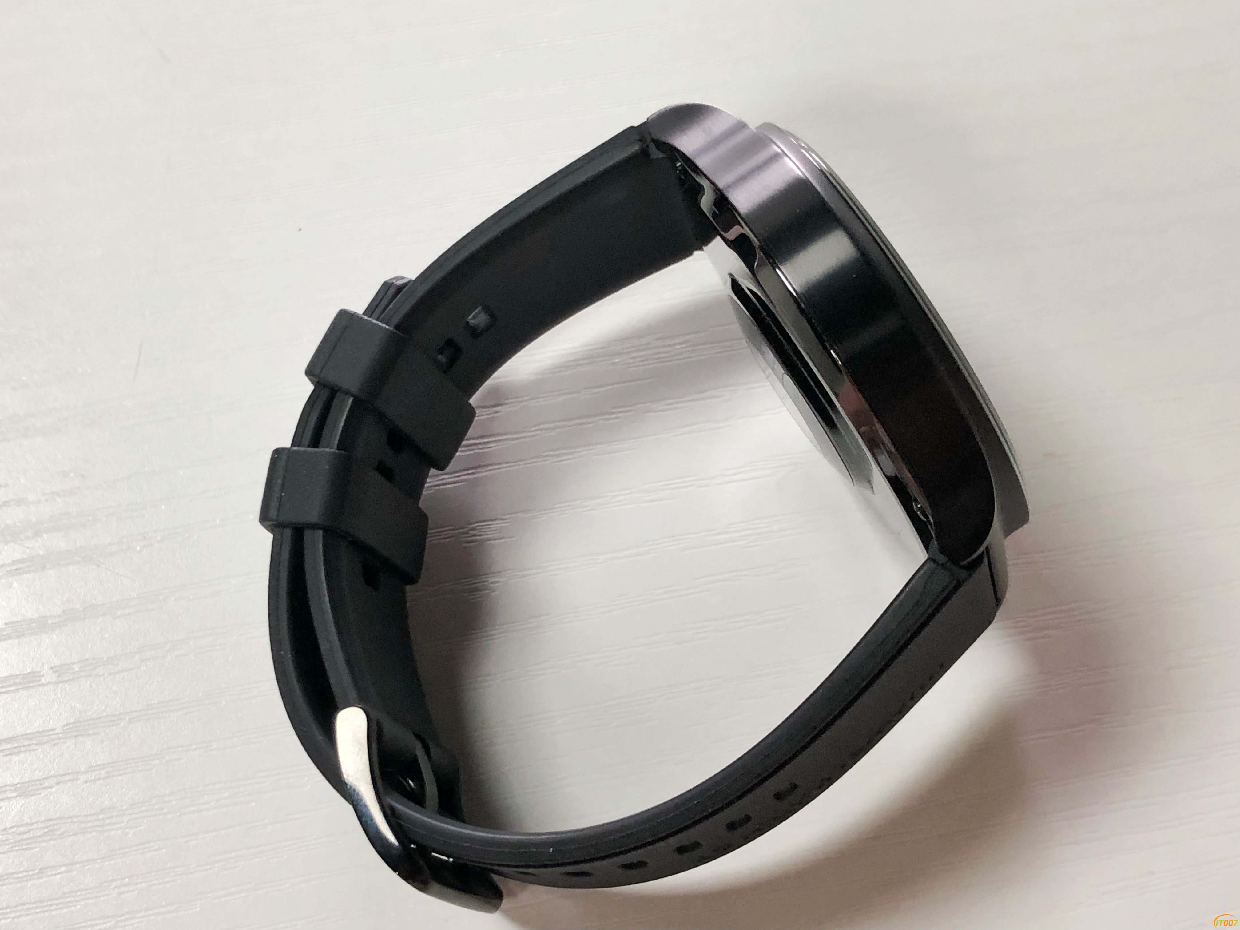 出一个华为watch gt2 pro ecg款,曜石黑,全套,98新【已出】 _ 交易区