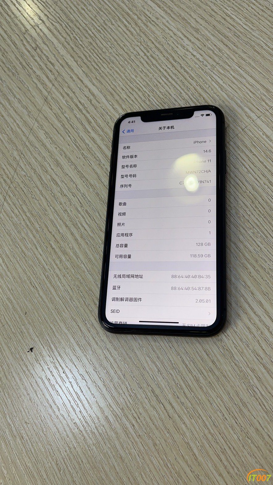 iphone11国行128g黑色98新3499一将出品