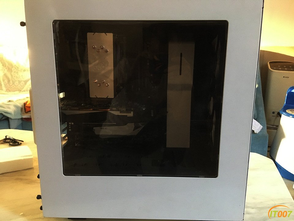 01.jpg