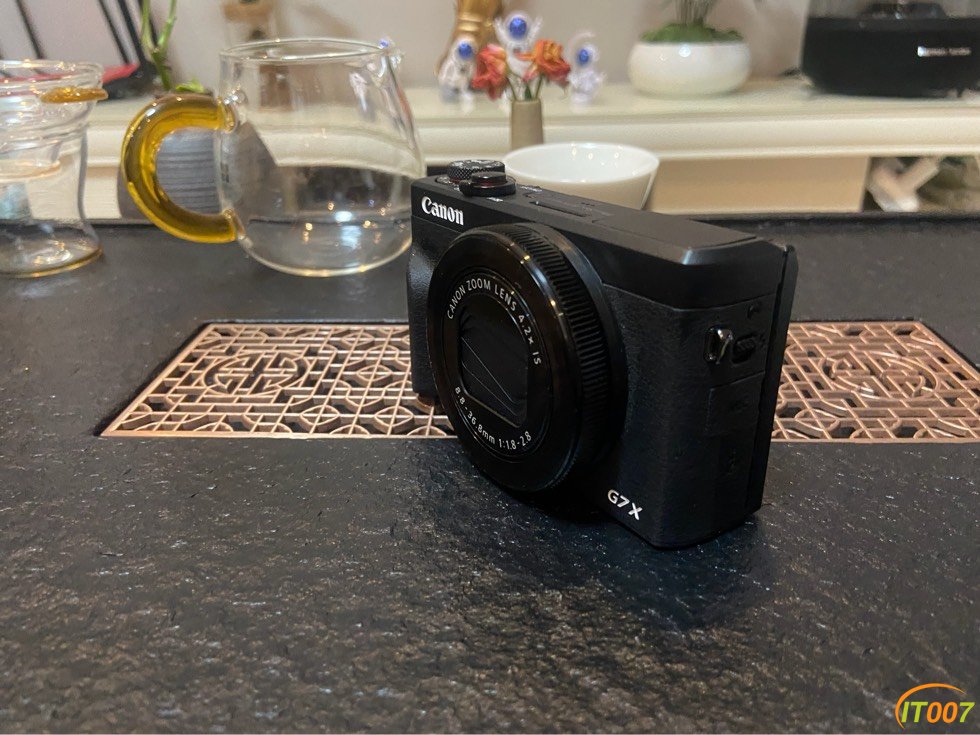 数码产品小周先生处理佳能g7x3数码相机一台