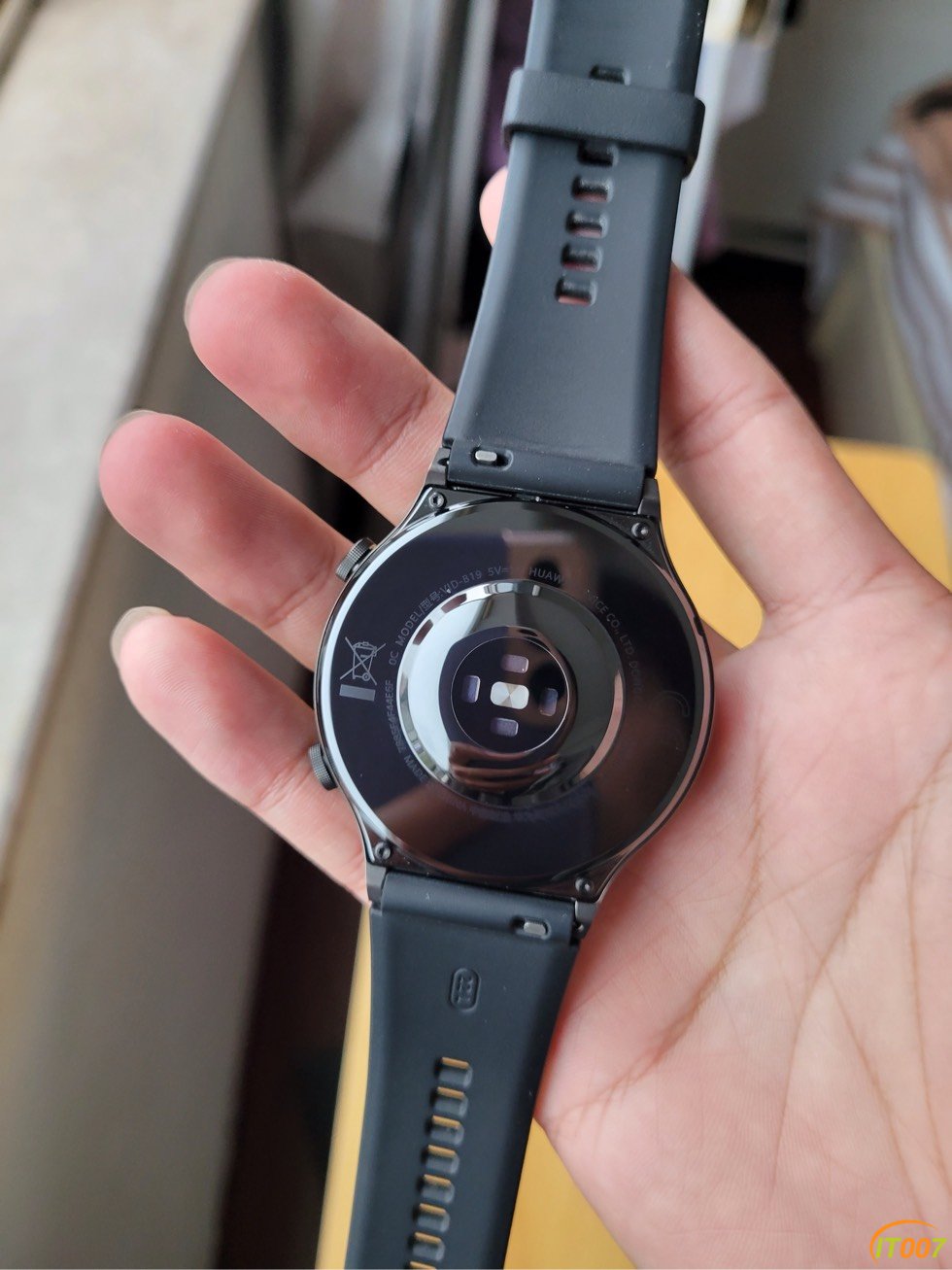 手机通讯1450出华为gt2pro智能手表
