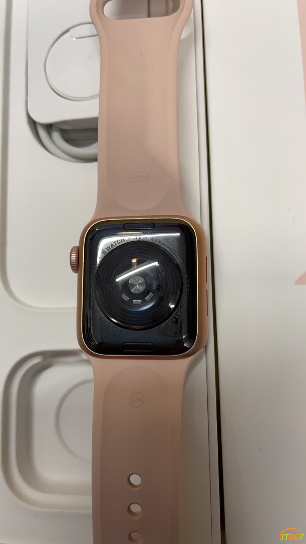 applewatchse国行玫瑰金40mm全套在保gps蜂窝网络1388一将出品