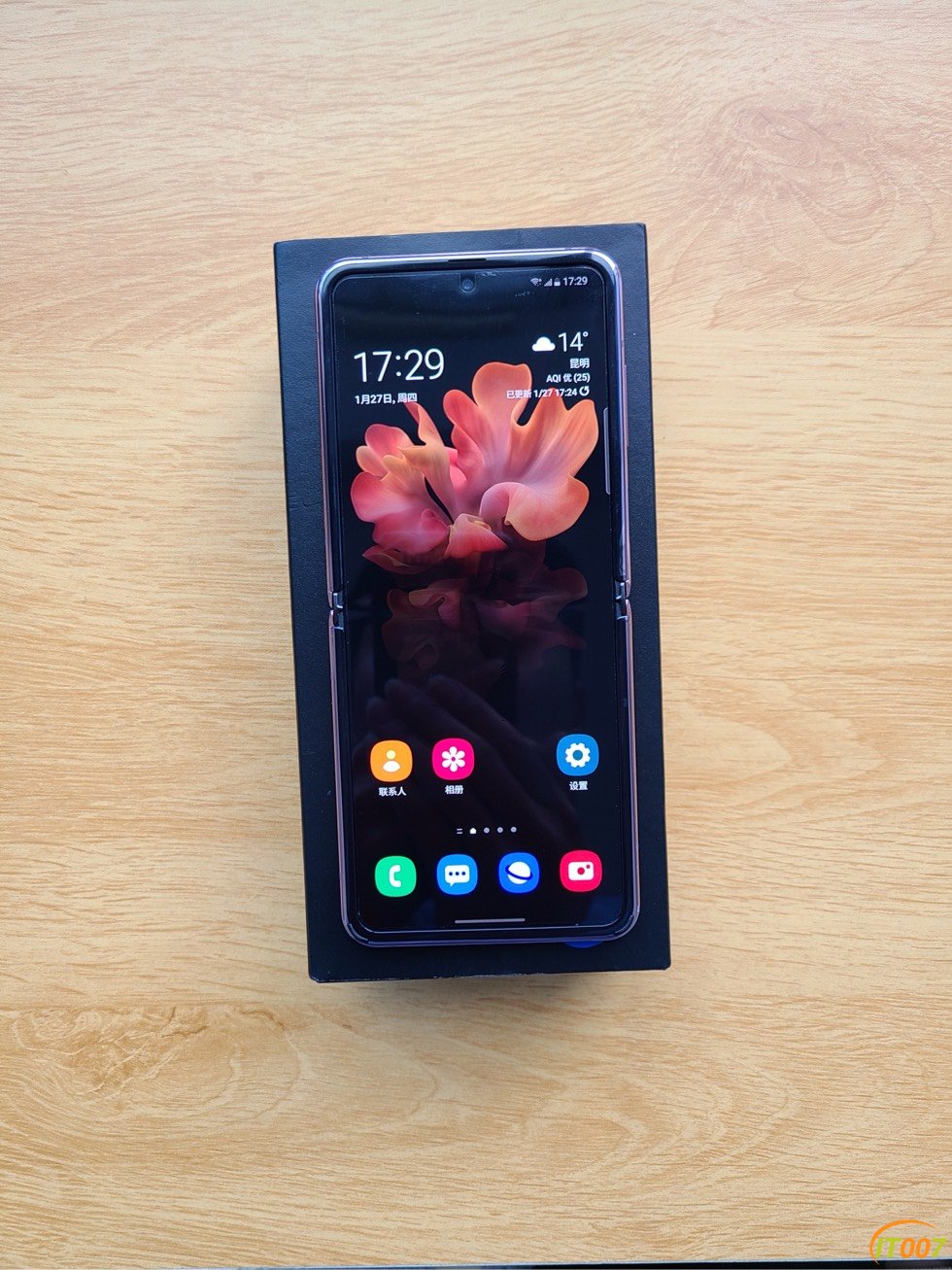 封贴卖了2799出三星zflip25g折叠屏手机