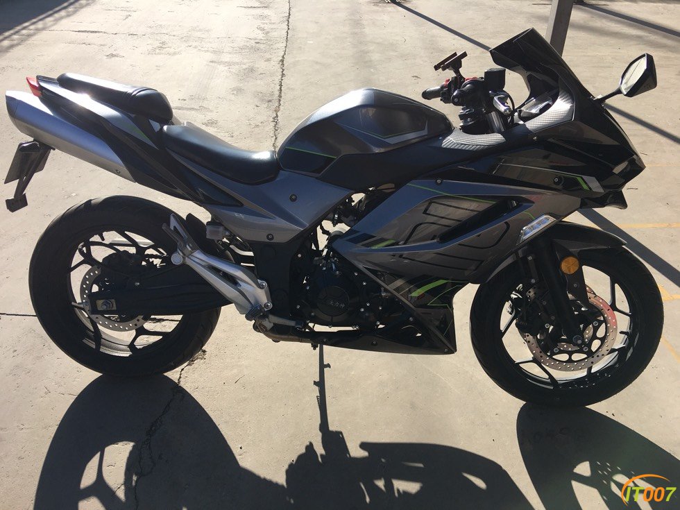 053512rvgixxee22ixexi8.jpg