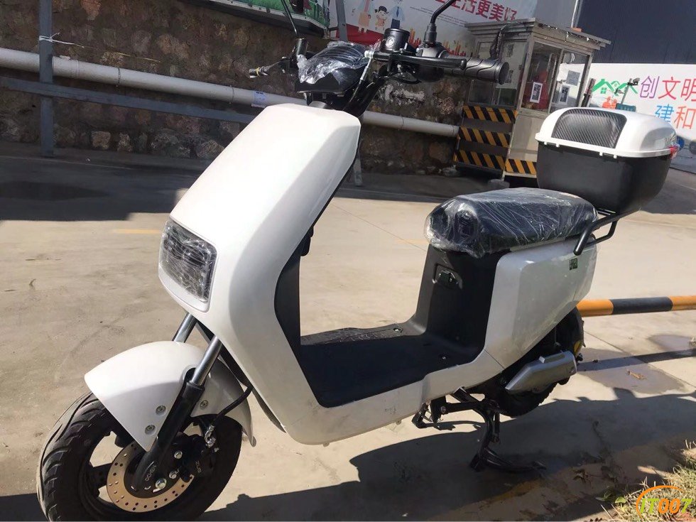 双碟新国标顶配f6熊友秒价1800