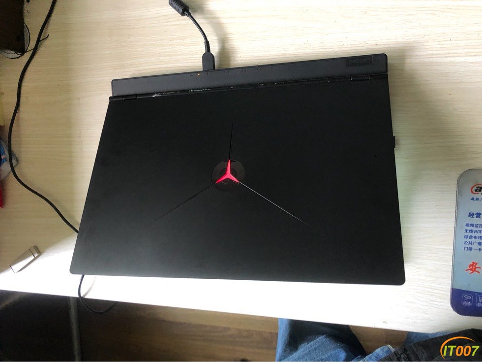 102450ytw9t4vj900jnxxd.jpg