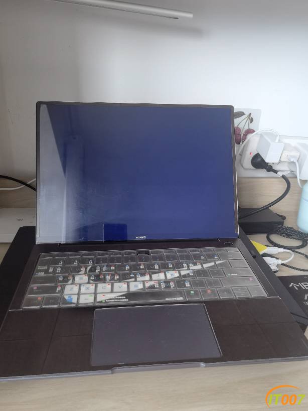 153556iappp3v2dck663op.jpg