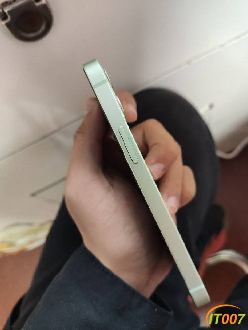 221829h2ggydyb6mb09go0.jpg