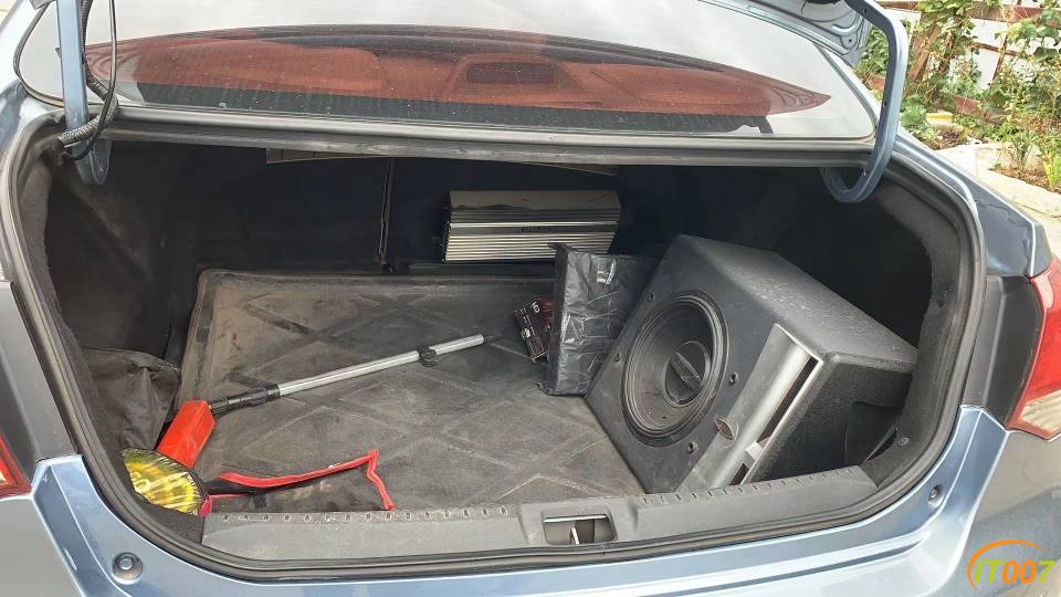 162506bov176nvd76d5d5r.jpg