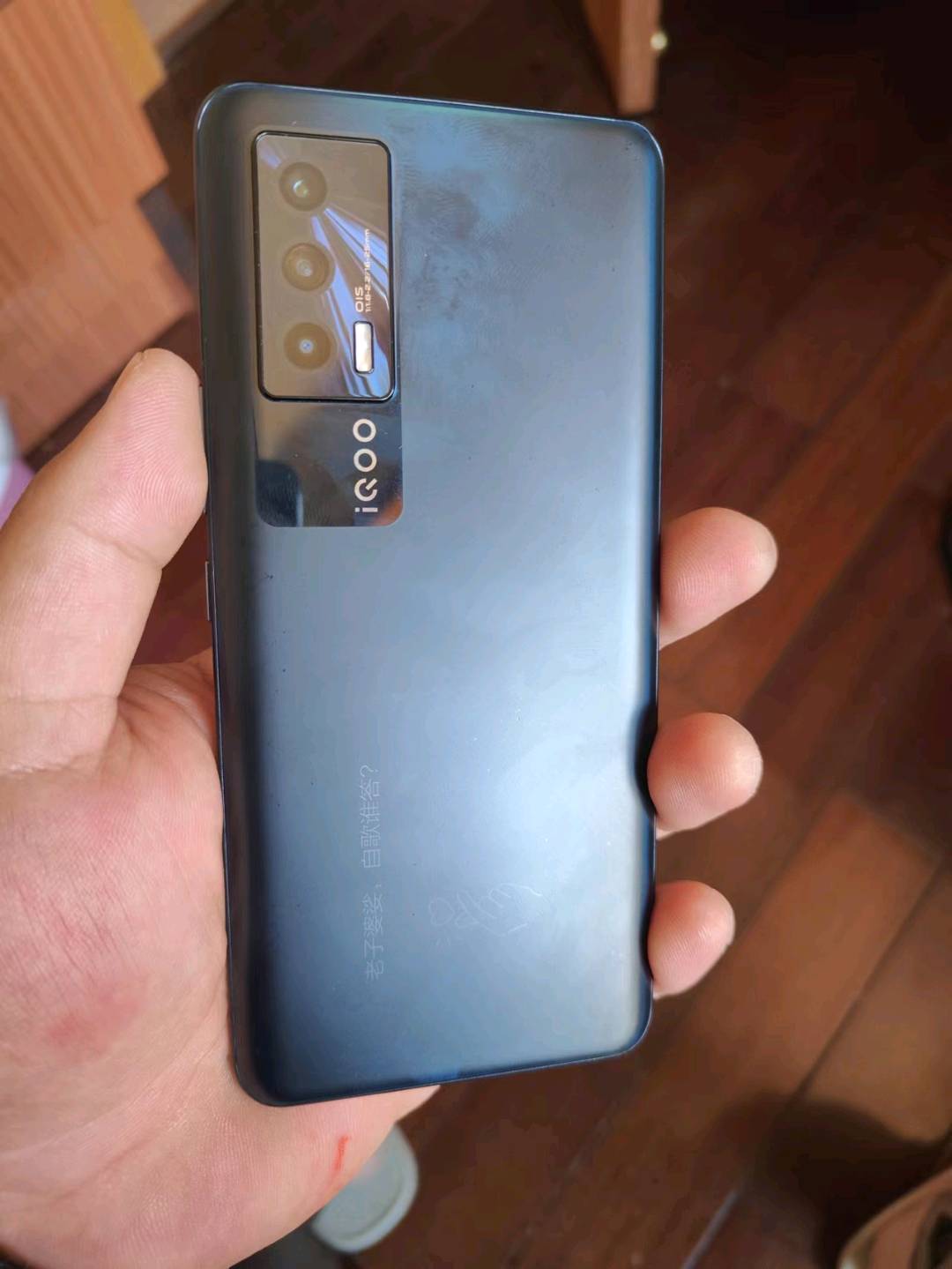 220036g4z830sc4ys44m85.jpg
