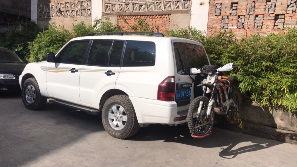 215439y5056ant6acybr6y.jpg