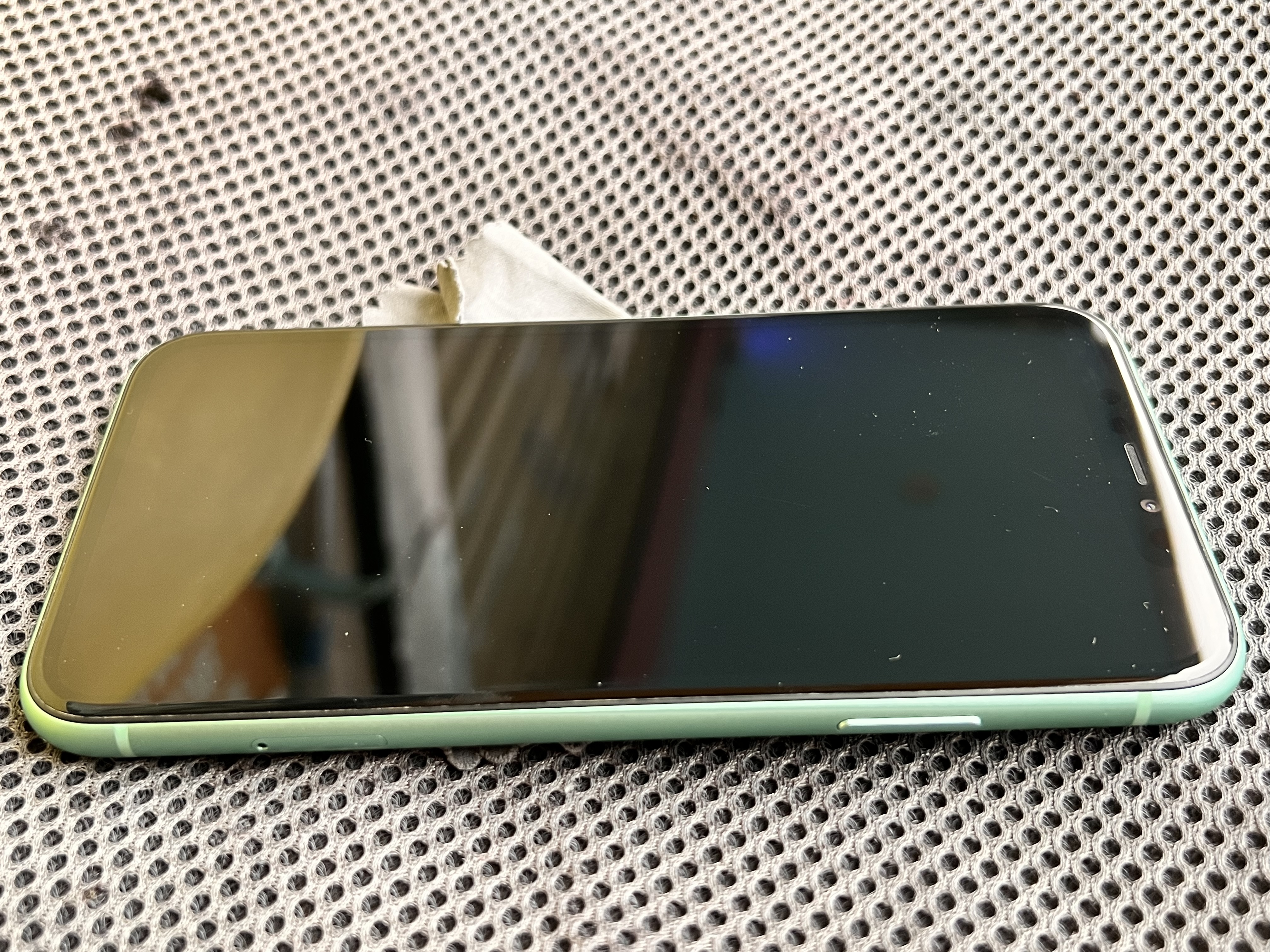 180743lyvsc8pb7080np0p.jpg