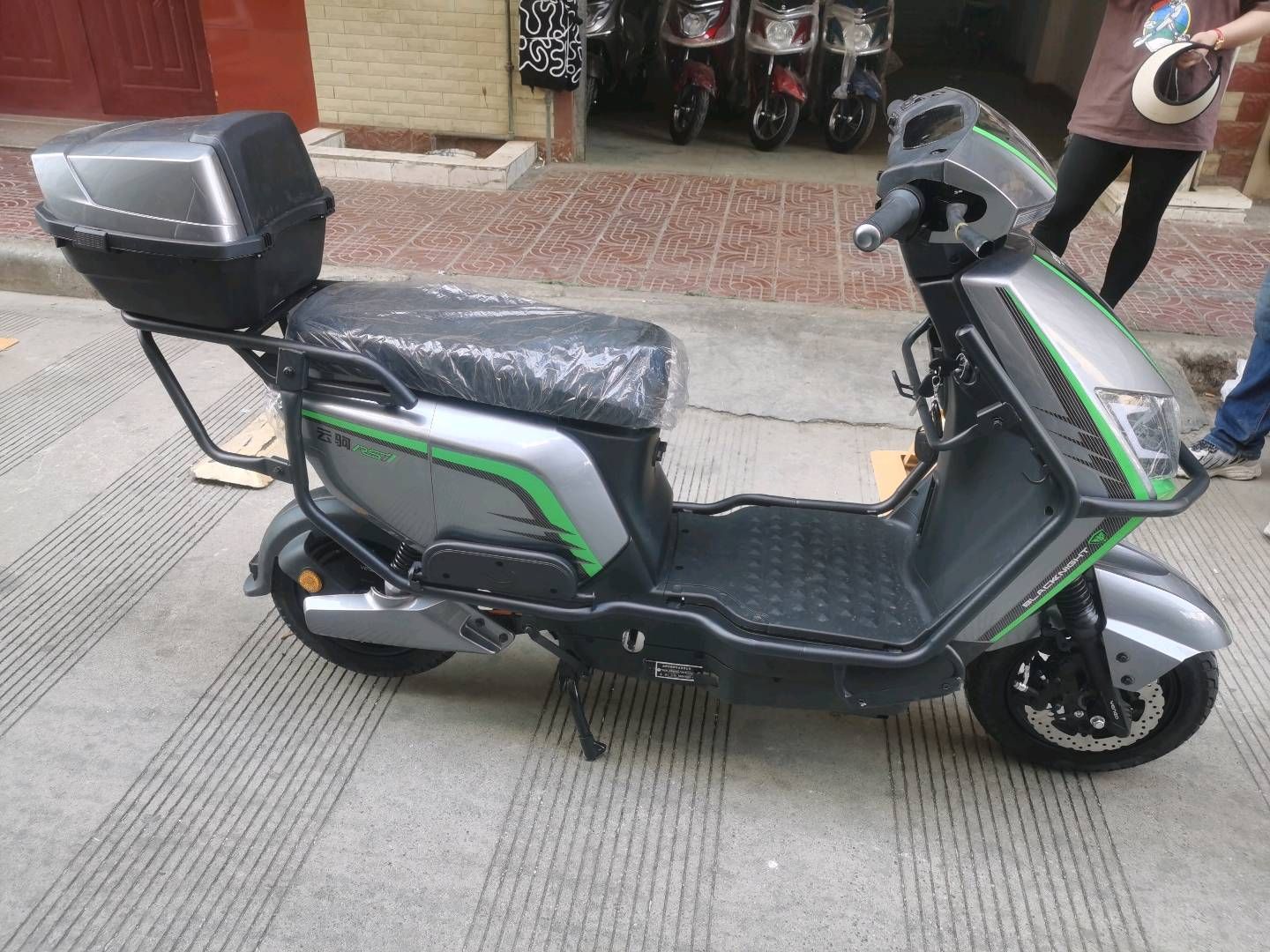 143220u1x21al1c921q929.jpg