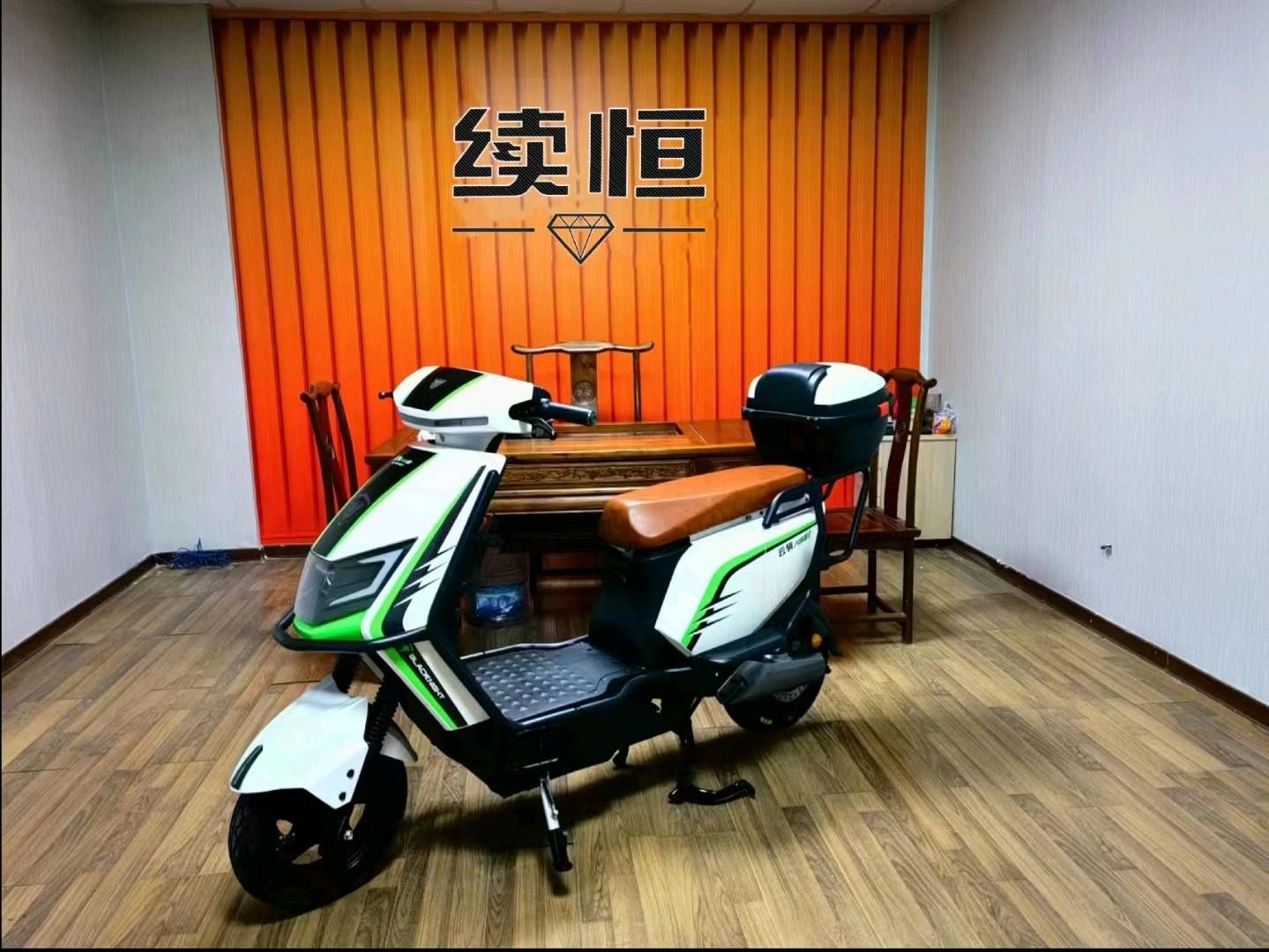 143220yz8enqu51vqilqve.jpg