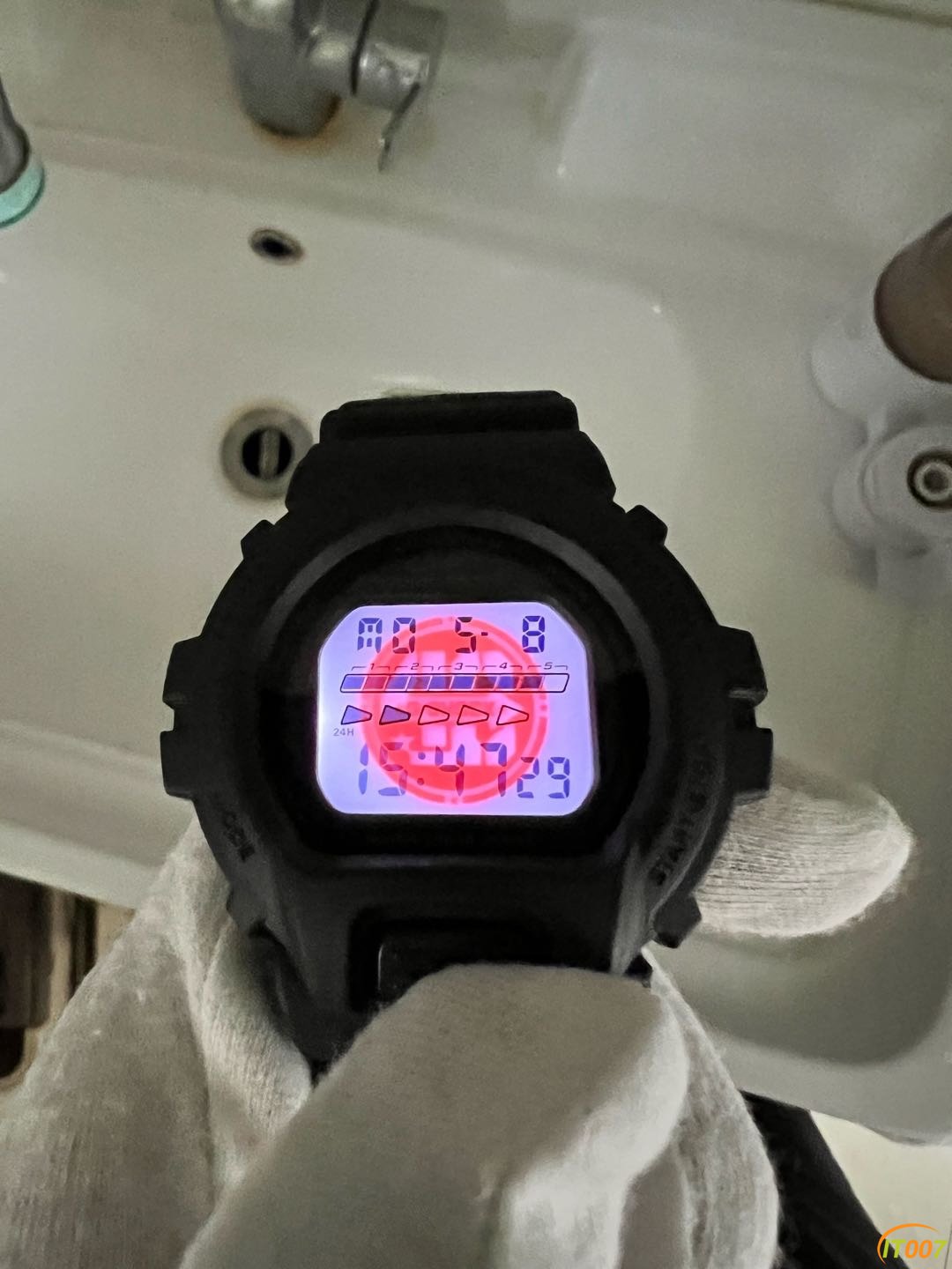 225148hr2kyh1c71u6ckjc.jpg