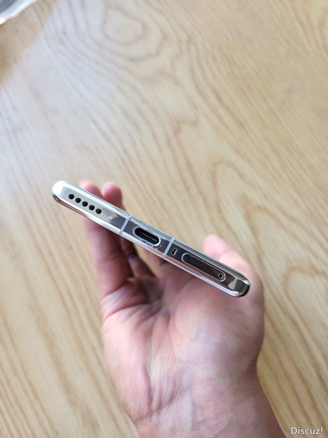 204351cb3uxii18cukk1ve.JPG