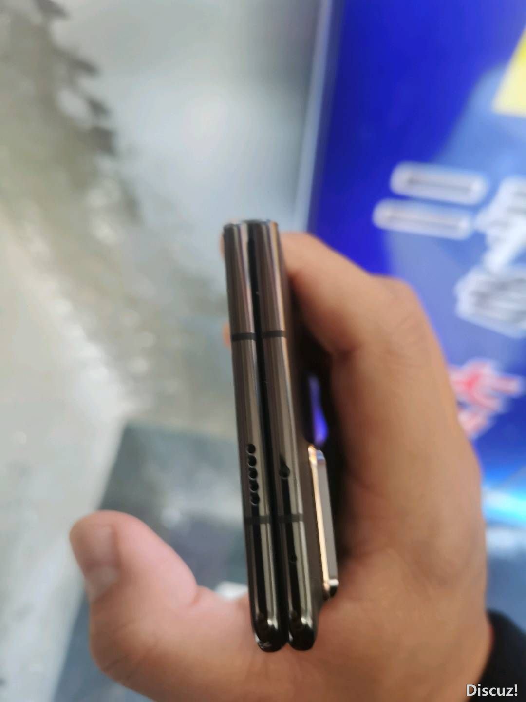 083220oy3775b3bi7bujg6.jpg