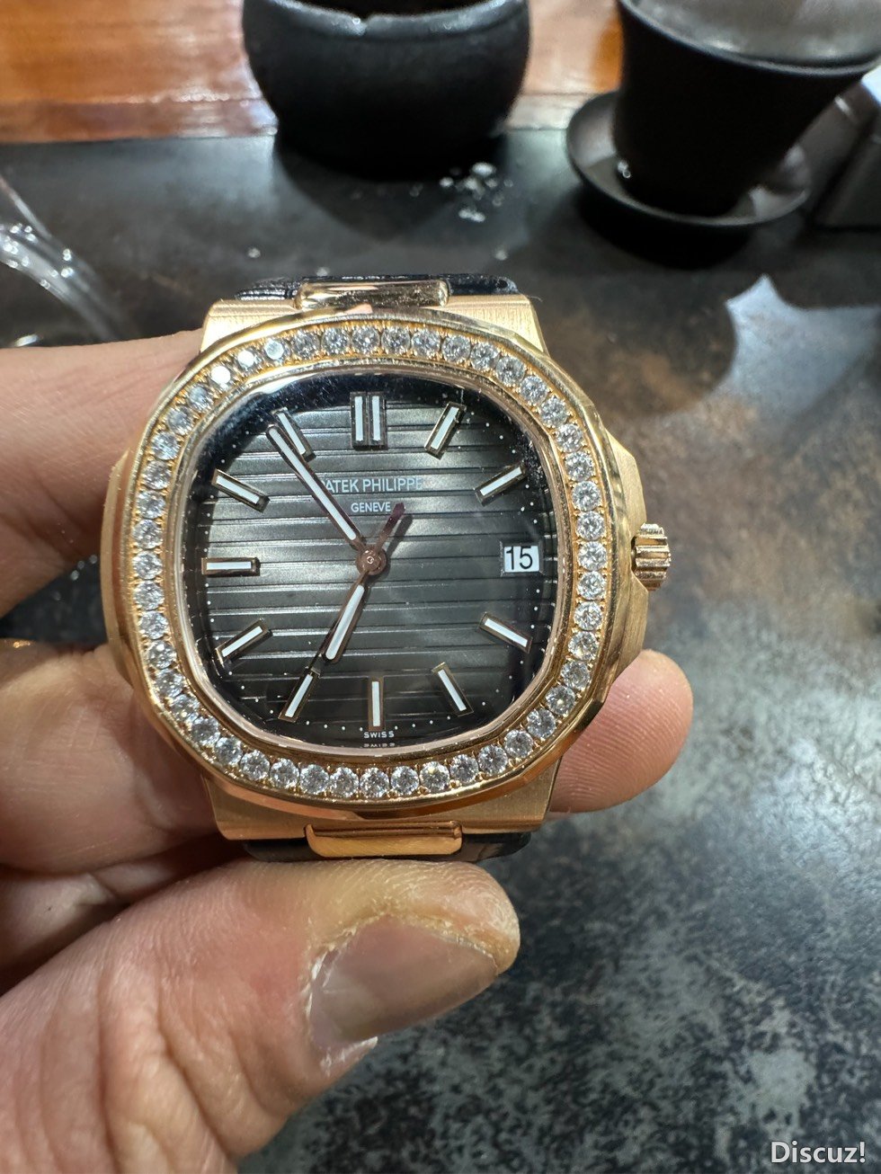185537e6fg1f2gx6vcxcel.jpg