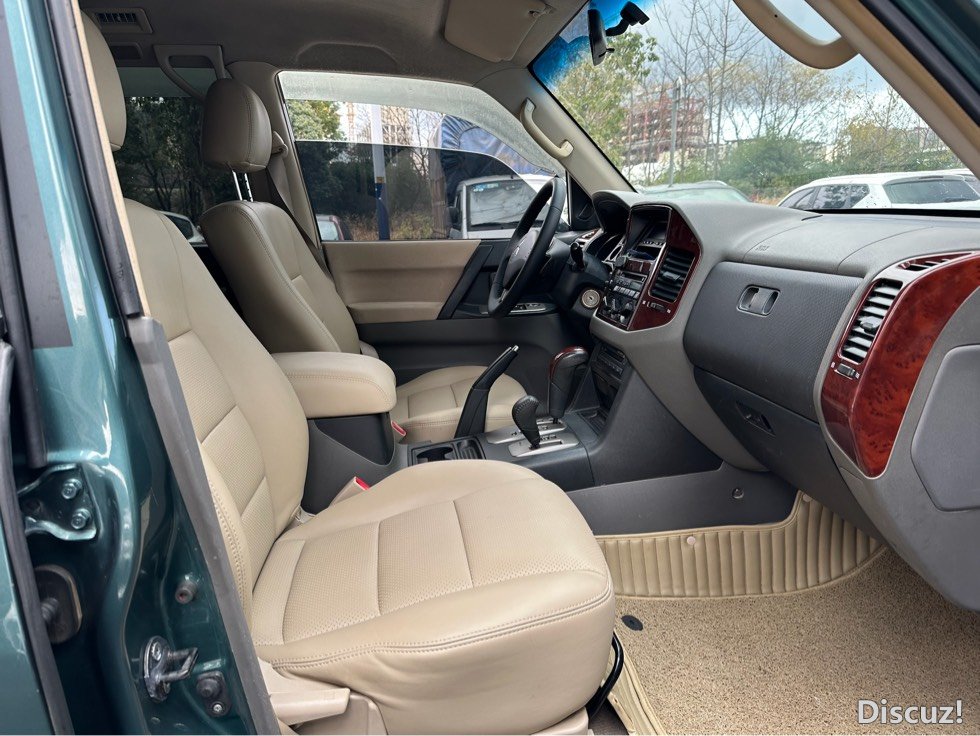 225903cf60sq6sdp4zeodt.jpg