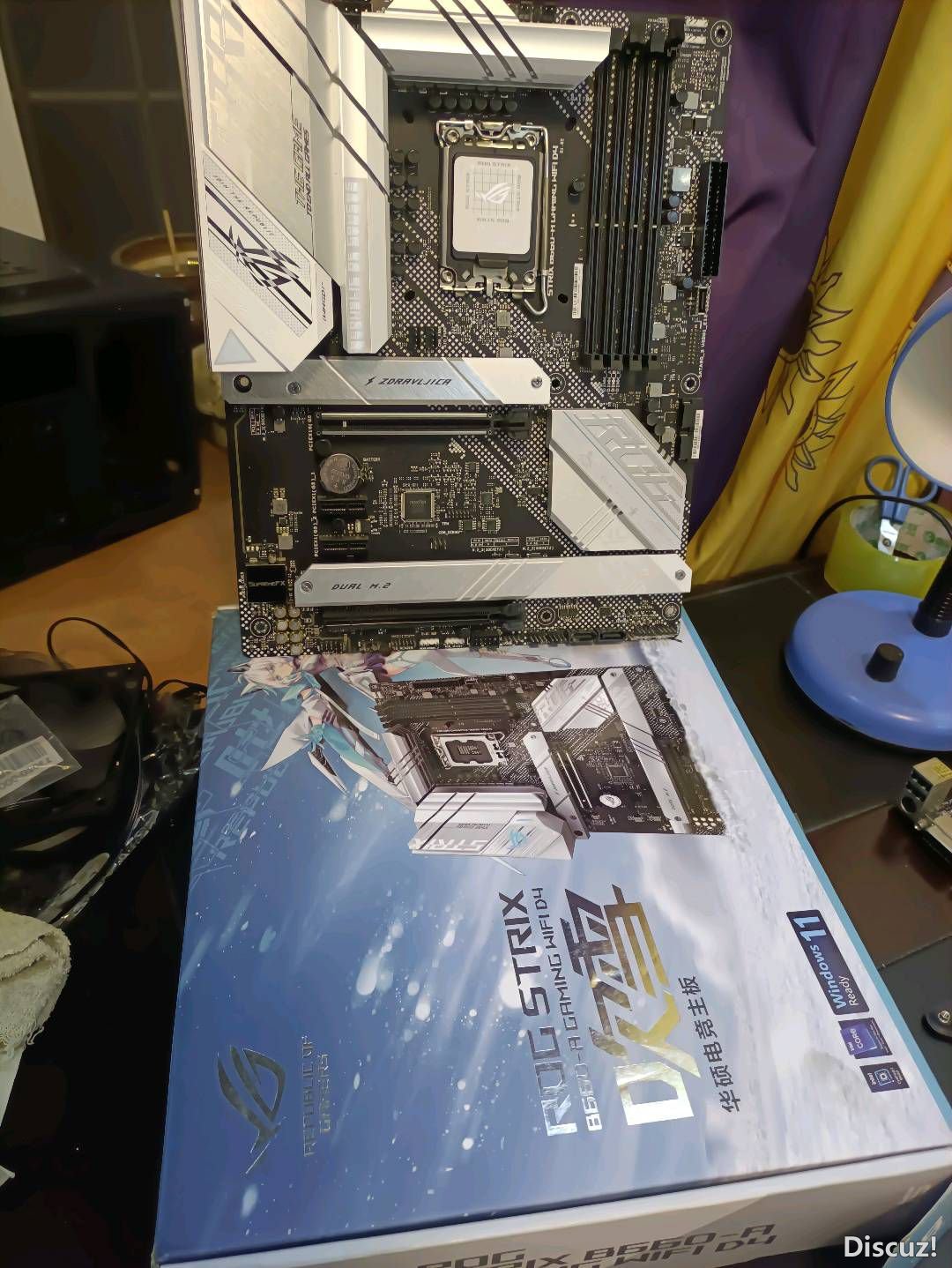 174849vo4tldj422t442wt.jpg