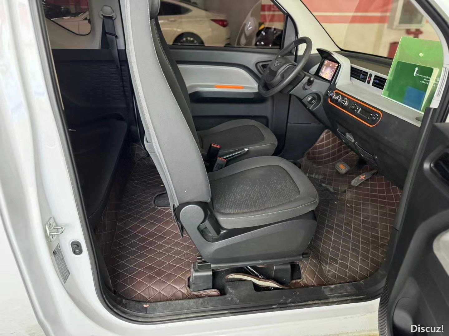 212539xc6jeuj2wu4vjnwd.JPG