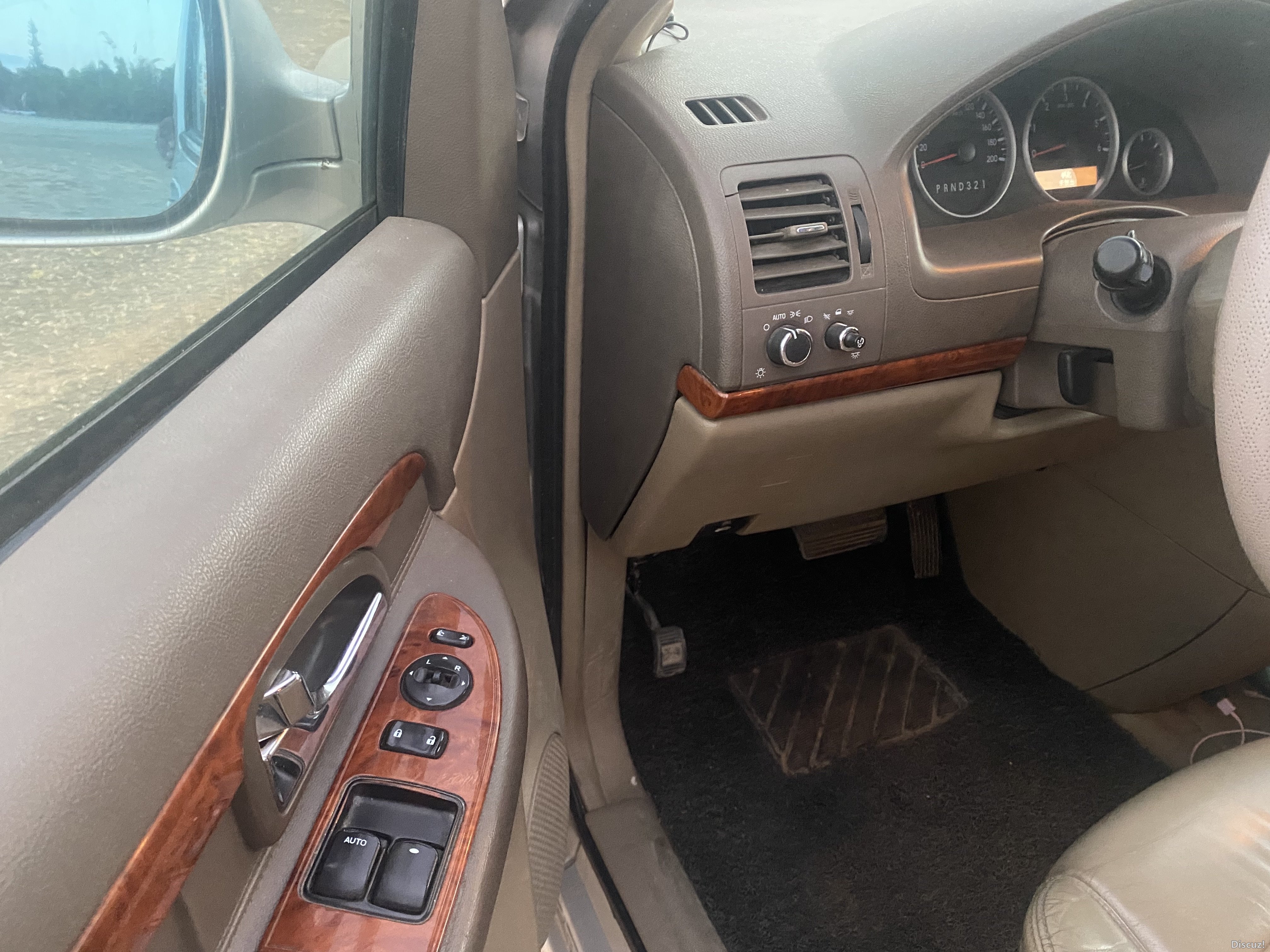 165051dr9y54rr44y777zq.jpg