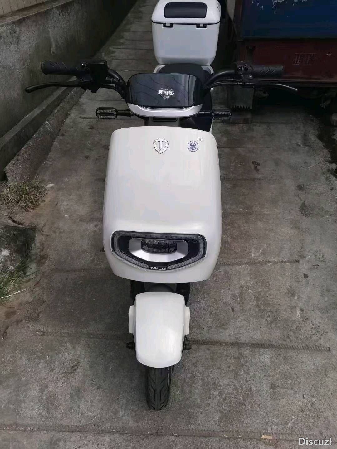 203259ymxx25ouxoeu02mv.jpg