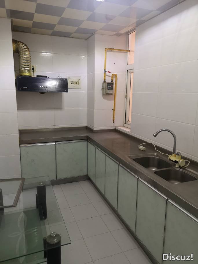 110208jorca54r689j3lpr.jpg