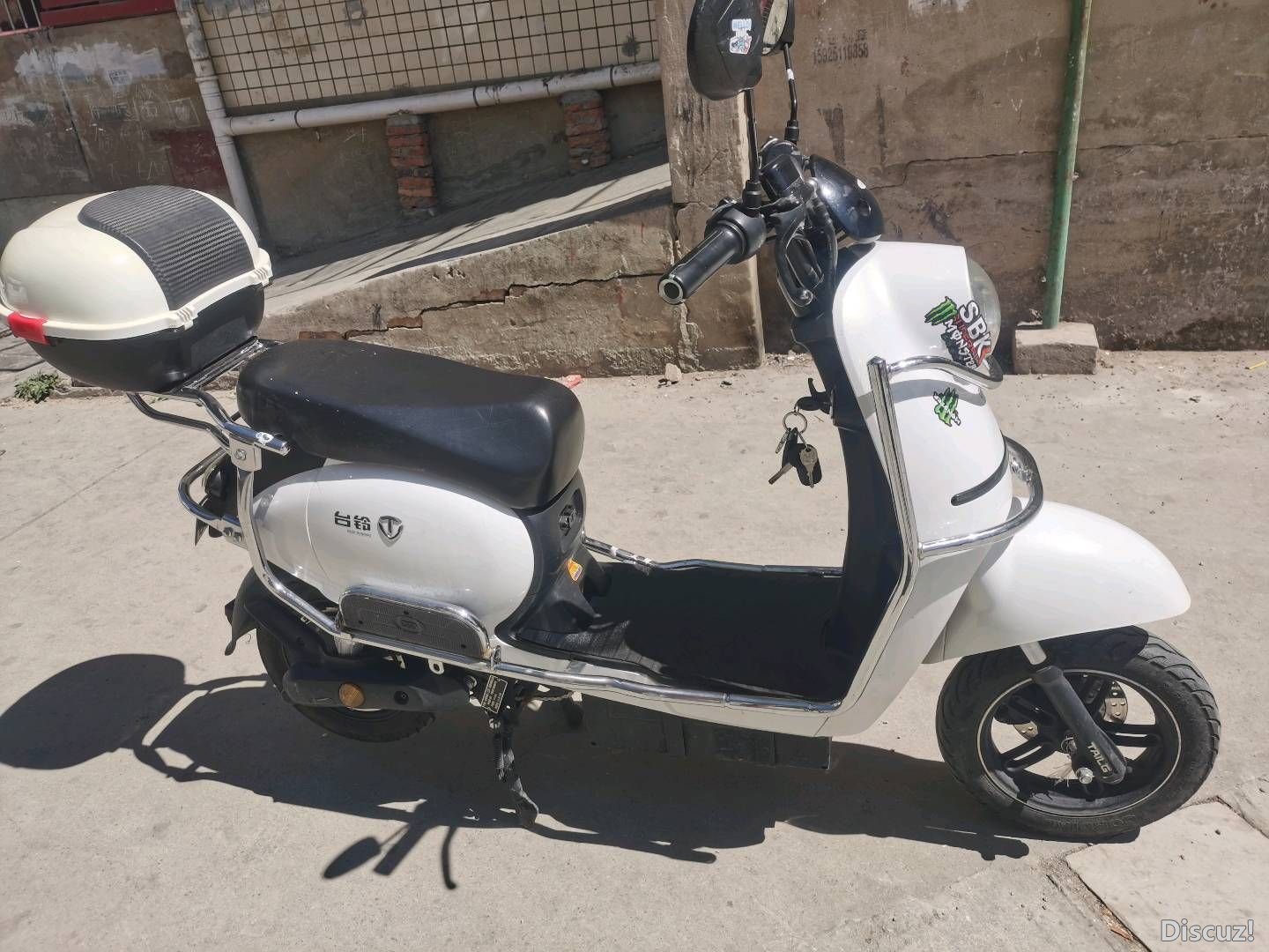 163510jm6kg2wk2zc6r6xc.jpg