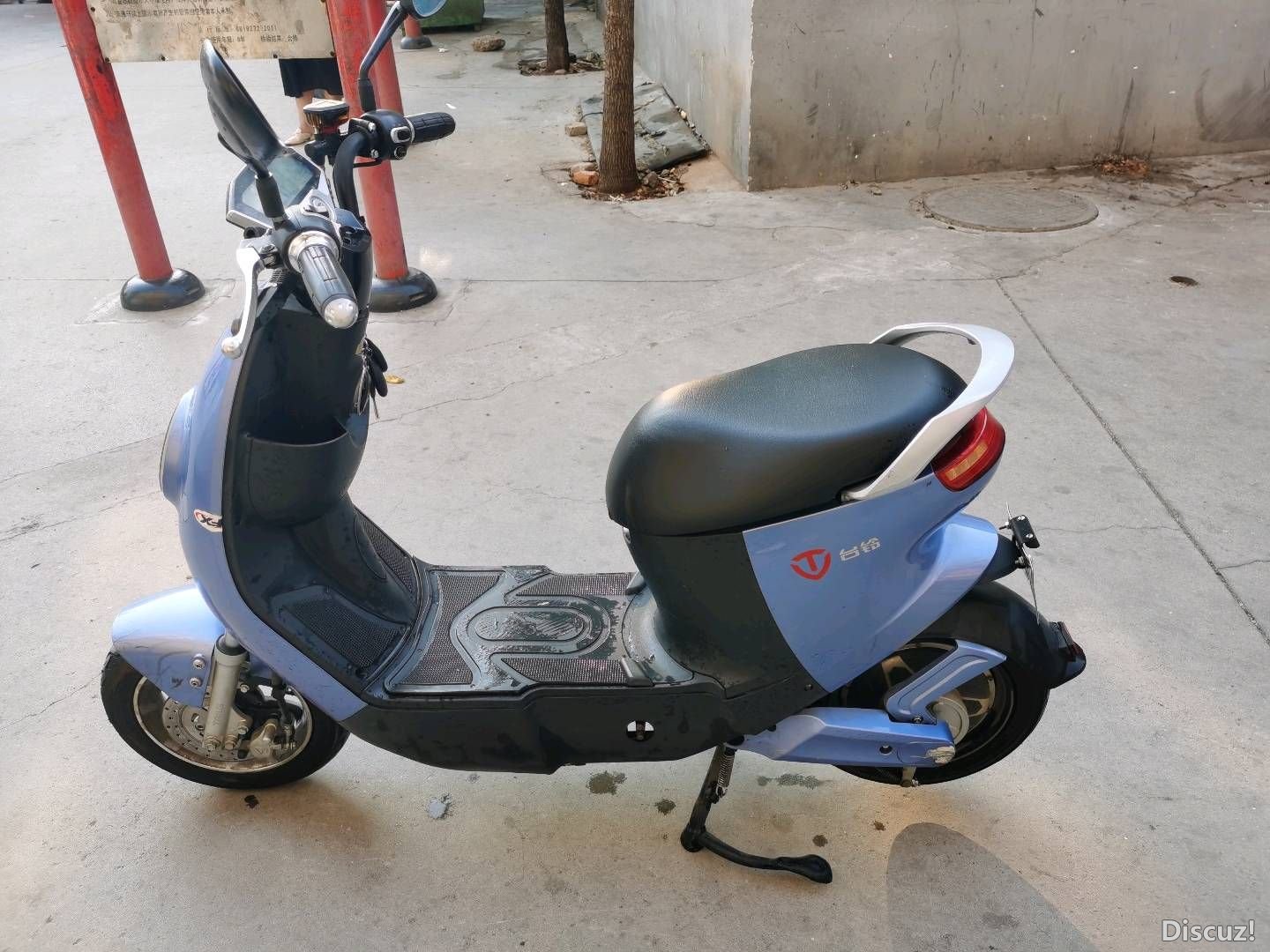 183550t4npnoaqm03688bz.jpg
