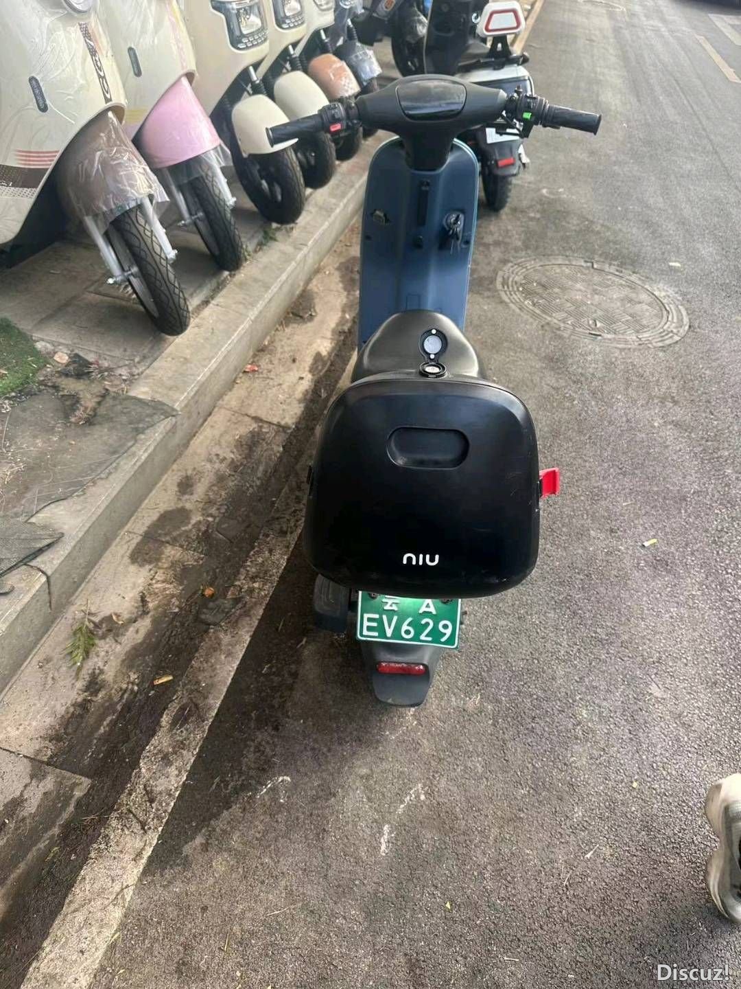 222755j6rczcn6817cb6cr.jpg