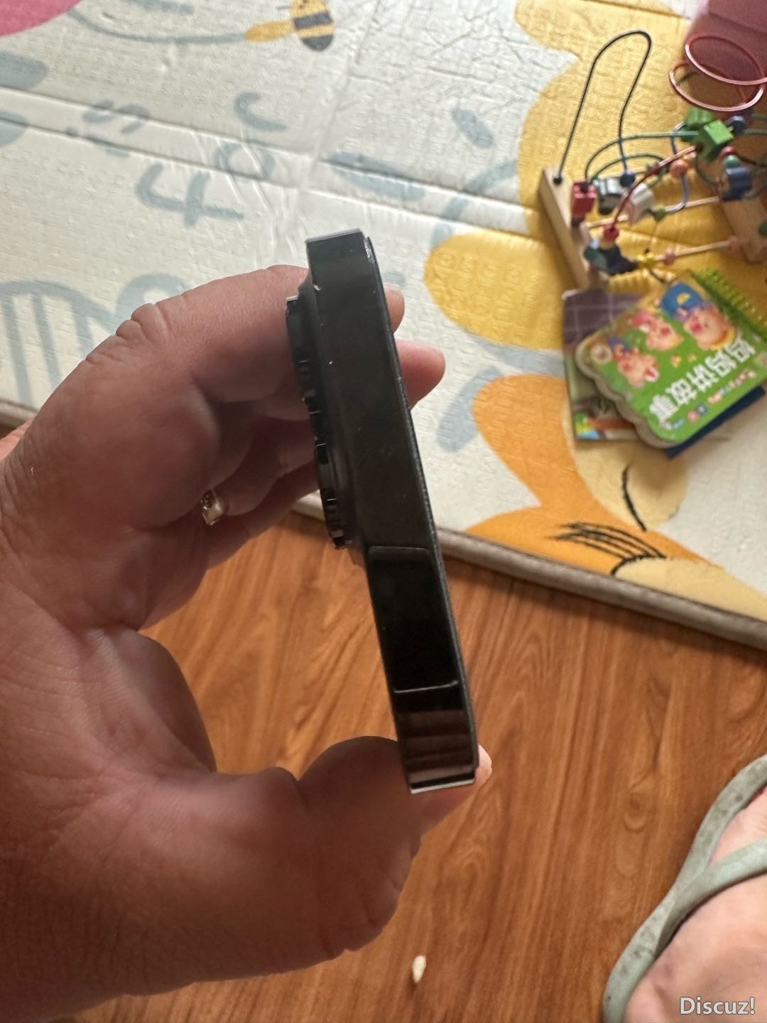 163245t8iwtzoc8amd4ti8.jpg
