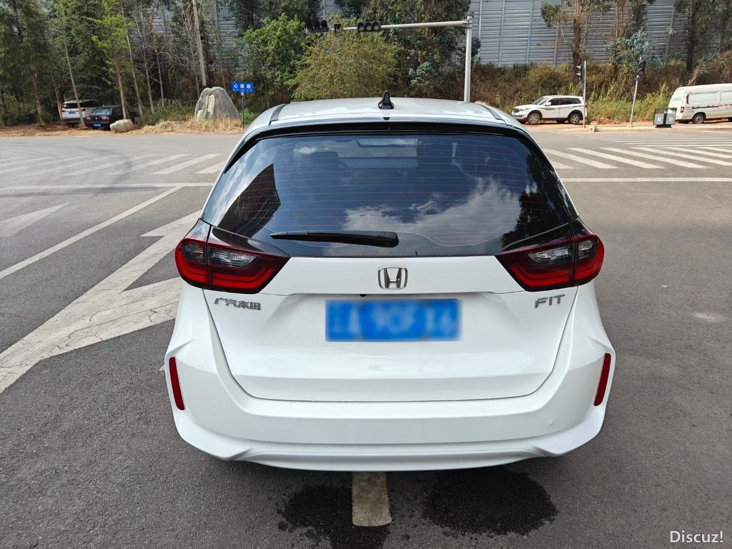 173625jeou98tuje9fki3s.JPG