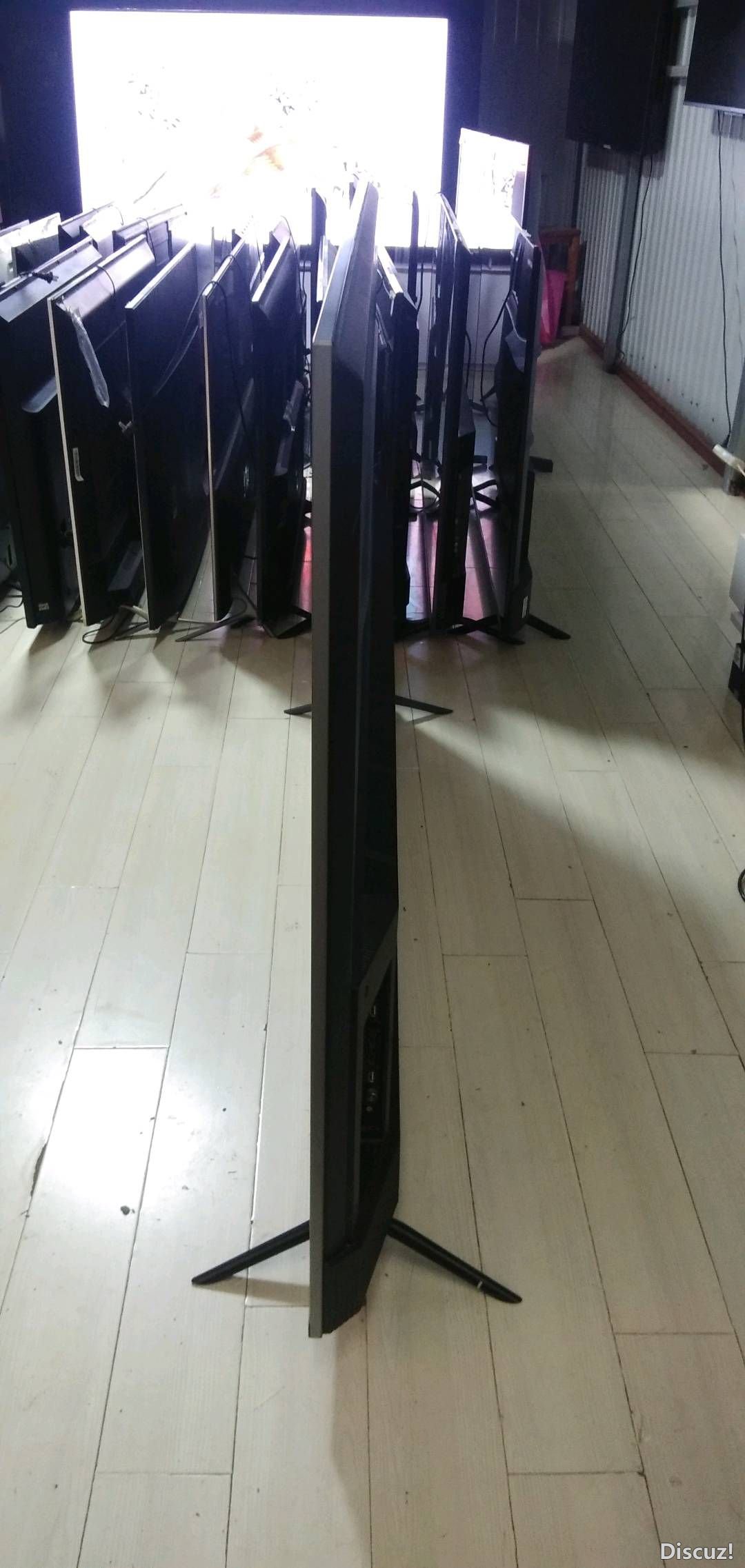 184905y7807xmx62x0ej8g.jpg