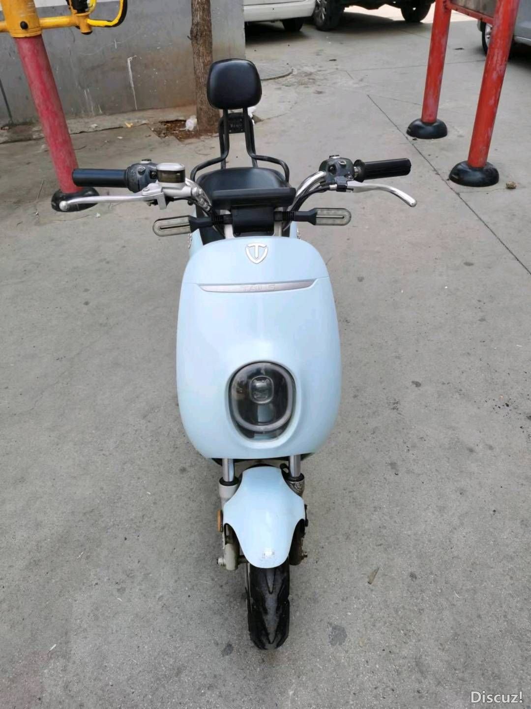 201957jm032i2mu5prz5xx.jpg