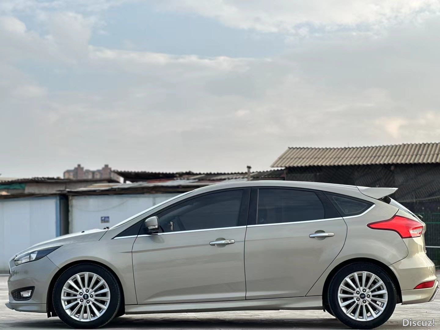 145117muh5upuxr6aefem5.JPG