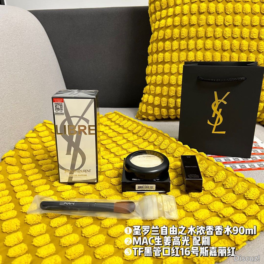 111419hk0kzfk2a5qh7vif.JPG