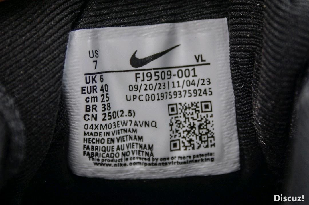 223837n2rglbk1rghstleg.jpg