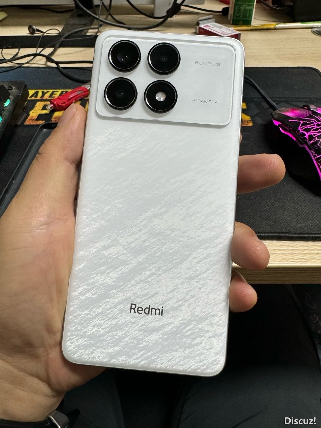 221657enxjpeanxqo4ln44.jpg